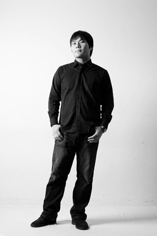 郵便局員　梶健太