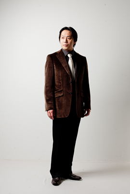 別役慎司 べっちゃくしんじ 全身