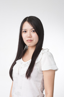 水地優子　すいちゆうこ　バストアップ